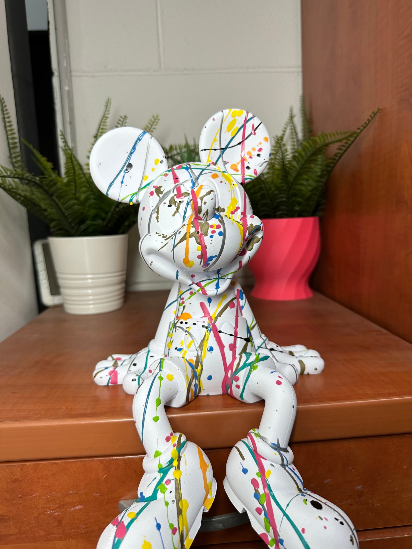 Mickey Mouse White Edit.